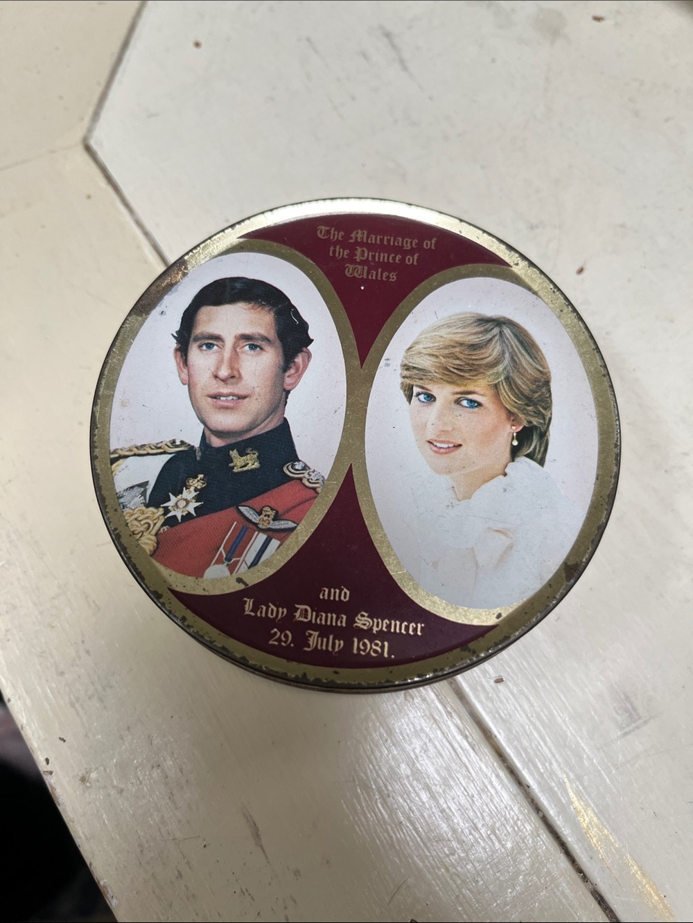 Royal Wedding Princess Diana Commemorative Round Tin - Burgundy and Gold
